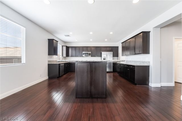 1350 Bear Brook Avenue, Henderson, NV 89074