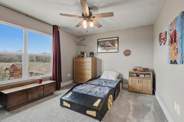 196 Milam LN, Bastrop, TX 78602