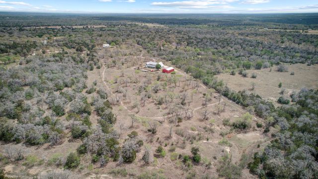 196 Milam LN, Bastrop, TX 78602