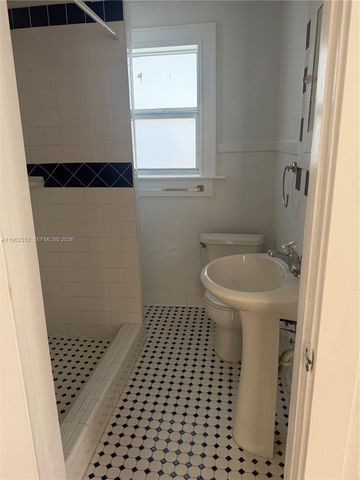 2811 SW 4th St 2, Miami, FL 33135