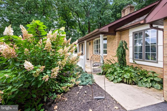 112 SUNNYFIELD DR, Fleetwood, PA 19522