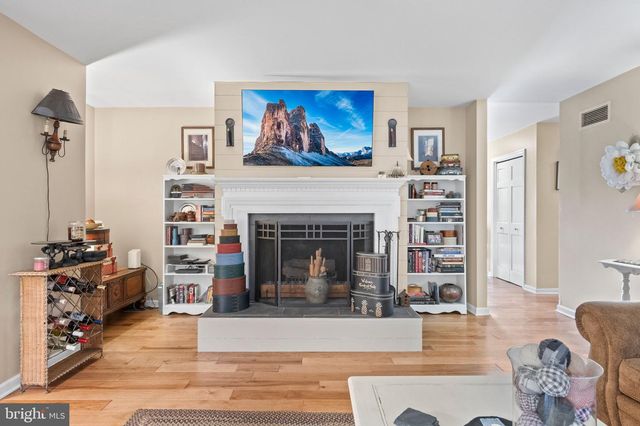 112 SUNNYFIELD DR, Fleetwood, PA 19522