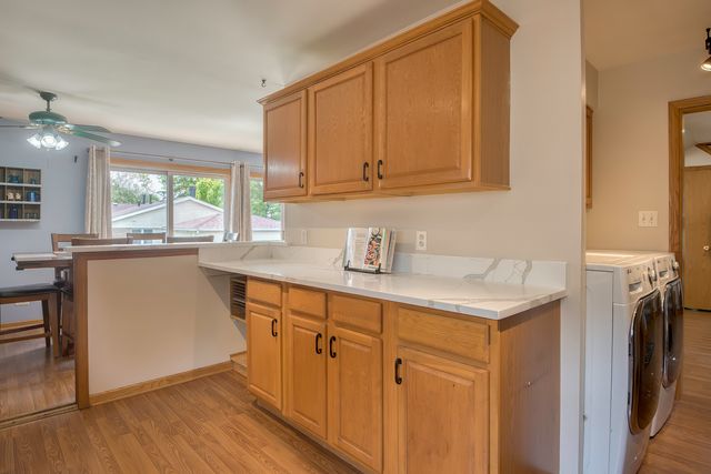 591 Sussex Court, Elk Grove Village, IL 60007