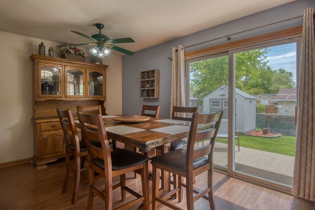 591 Sussex Court, Elk Grove Village, IL 60007