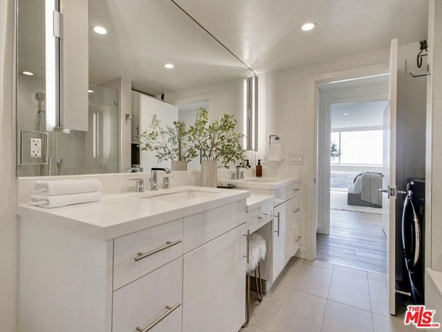 2220 Avenue Of The Stars 2605, Los Angeles, CA 90067