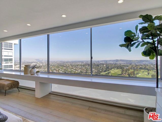 2220 Avenue Of The Stars 2605, Los Angeles, CA 90067