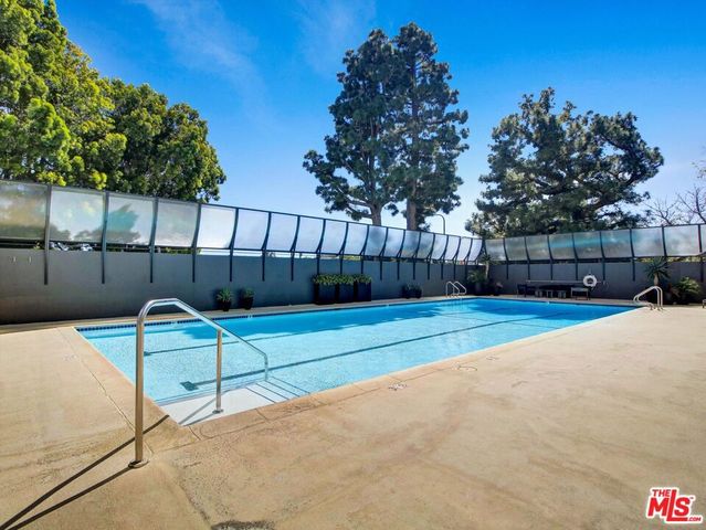 2220 Avenue Of The Stars 2605, Los Angeles, CA 90067