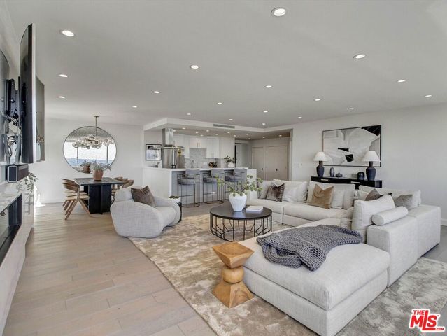 2220 Avenue Of The Stars 2605, Los Angeles, CA 90067