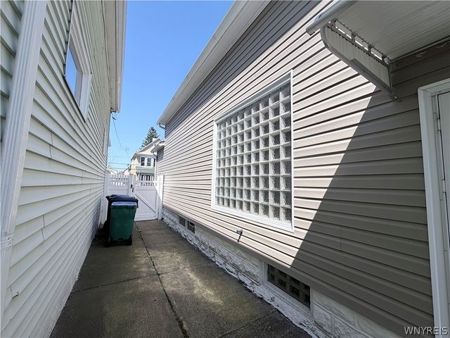 219 Weiss Street, Buffalo, NY 14206