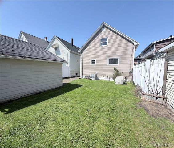 219 Weiss Street, Buffalo, NY 14206