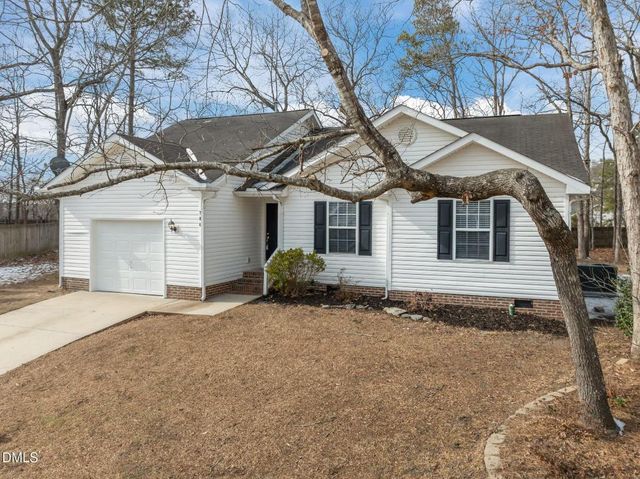 704 Pepperstone Court, Fuquay Varina, NC 27526