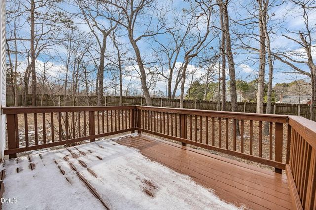 704 Pepperstone Court, Fuquay Varina, NC 27526