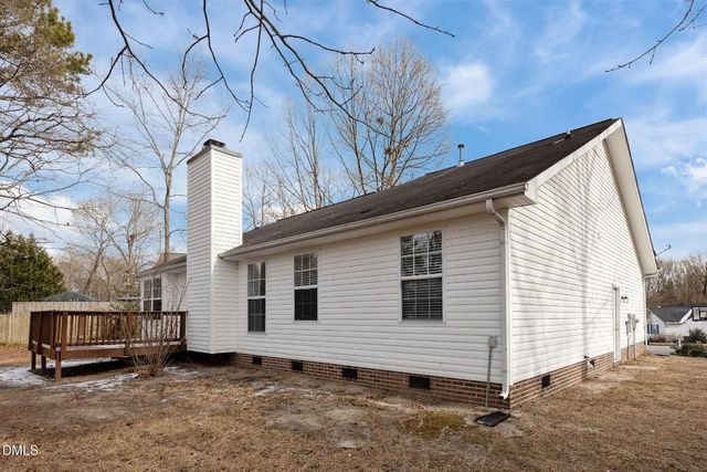 704 Pepperstone Court, Fuquay Varina, NC 27526