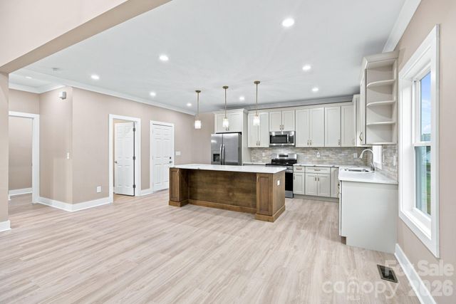 135 Elmwood Road, Statesville, NC 28625
