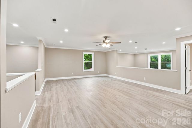 135 Elmwood Road, Statesville, NC 28625