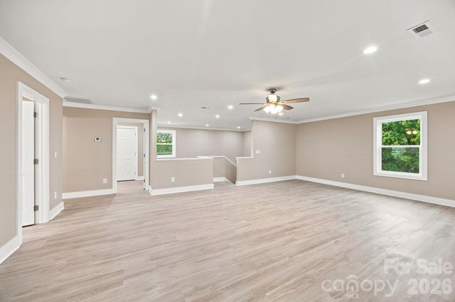 135 Elmwood Road, Statesville, NC 28625