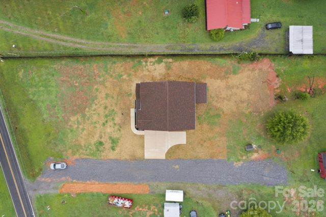 135 Elmwood Road, Statesville, NC 28625