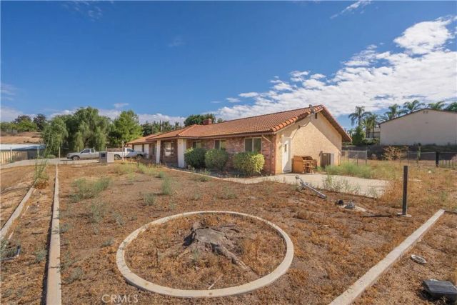 16220 Stone Ridge, Riverside, CA 92504