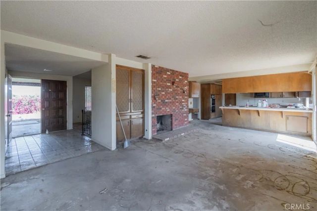 16220 Stone Ridge, Riverside, CA 92504