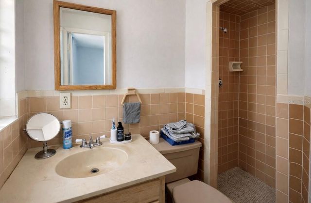 1407 MOSELLE AVENUE, Orlando, FL 32807