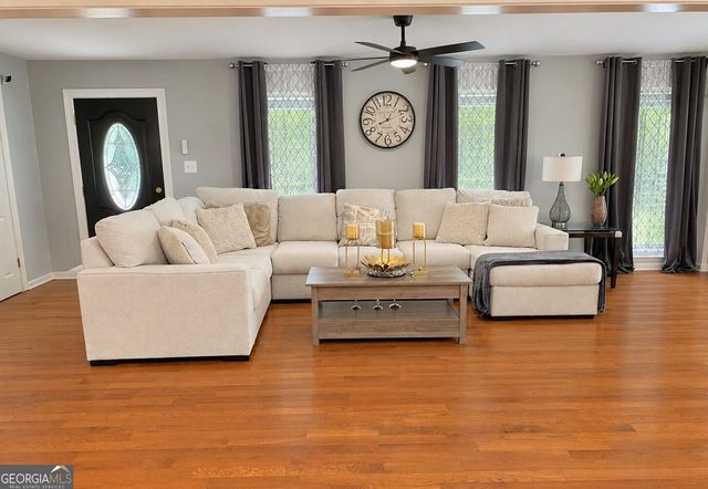 2323 Cambridge Street, Snellville, GA 30078