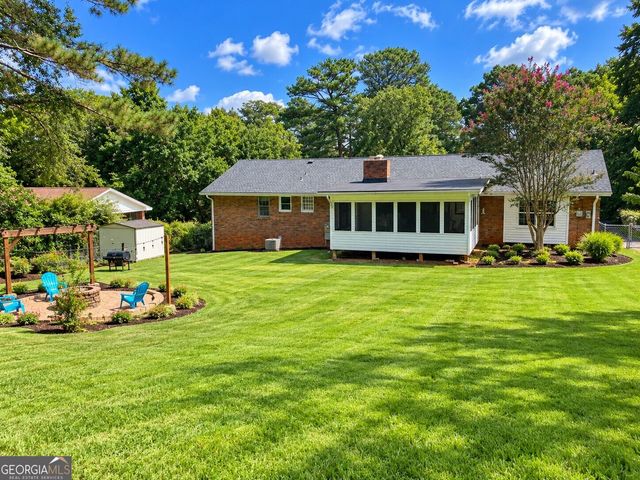 2323 Cambridge Street, Snellville, GA 30078