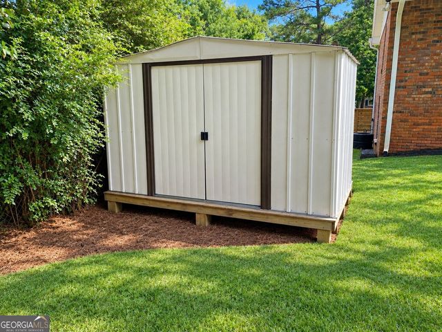 2323 Cambridge Street, Snellville, GA 30078