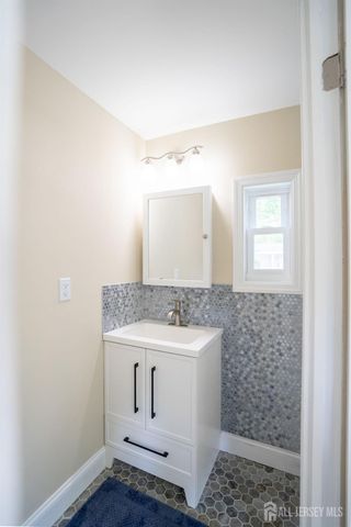 7 Deerbrook Boulevard, North Brunswick, NJ 08902