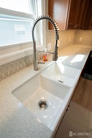7 Deerbrook Boulevard, North Brunswick, NJ 08902
