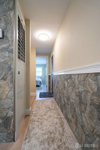 7 Deerbrook Boulevard, North Brunswick, NJ 08902