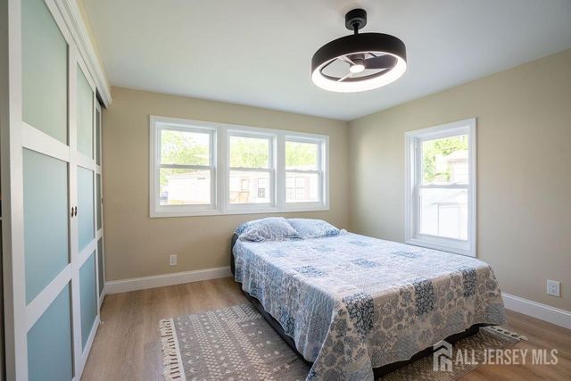 7 Deerbrook Boulevard, North Brunswick, NJ 08902