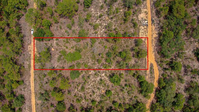 214 Flamingo Dr, Interlachen, FL 32148