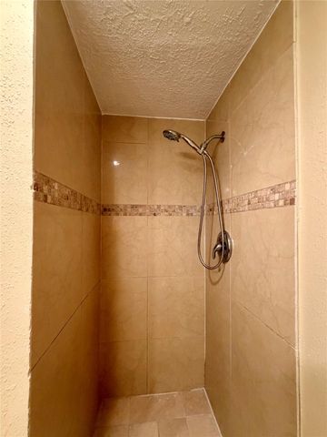 5801 Lumberdale Road 86, Houston, TX 77092