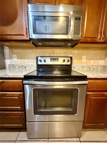 5801 Lumberdale Road 86, Houston, TX 77092