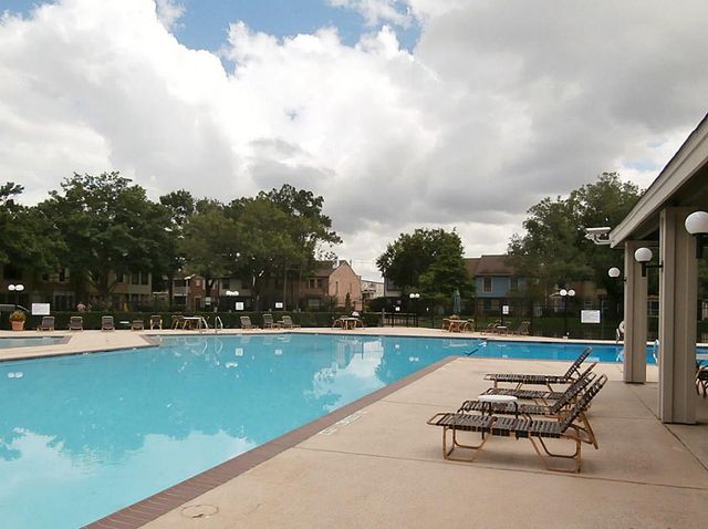 5801 Lumberdale Road 86, Houston, TX 77092