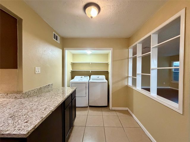 5801 Lumberdale Road 86, Houston, TX 77092