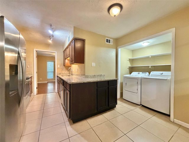5801 Lumberdale Road 86, Houston, TX 77092