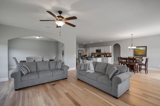168 Meandering Dr, Lebanon, TN 37090