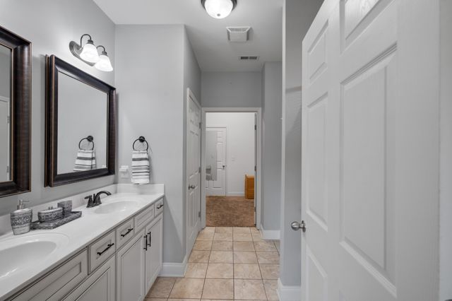 168 Meandering Dr, Lebanon, TN 37090