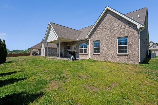 168 Meandering Dr, Lebanon, TN 37090