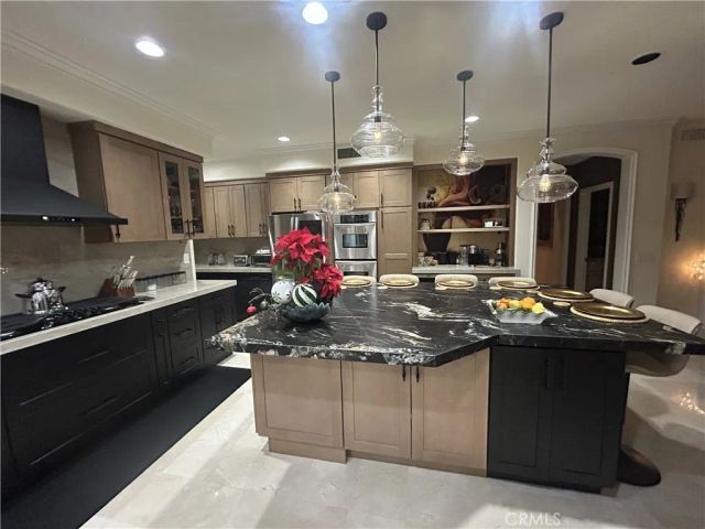 19 Sovente, Irvine, CA 92606