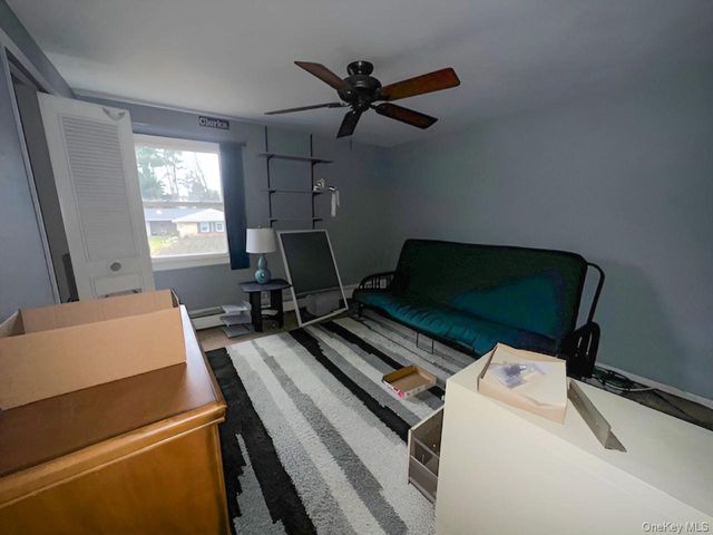 26 Malvern Lane, Stony Brook, NY 11790