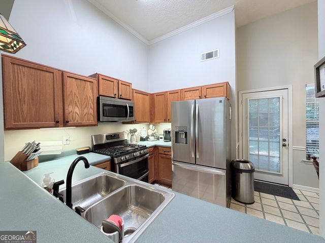 147 Stoney Brook Way, Mcdonough, GA 30253