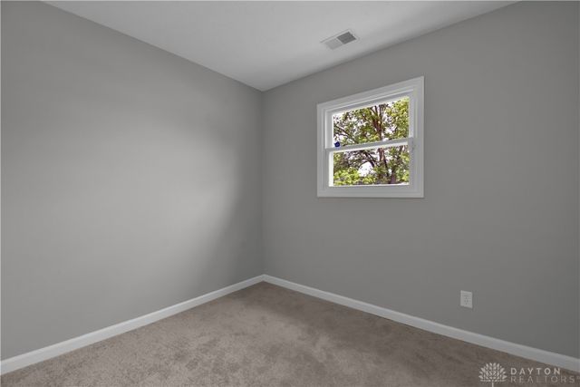22 Fig Street, Fairborn, OH 45324
