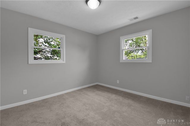 22 Fig Street, Fairborn, OH 45324