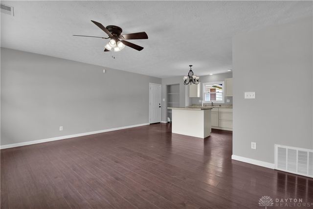 22 Fig Street, Fairborn, OH 45324