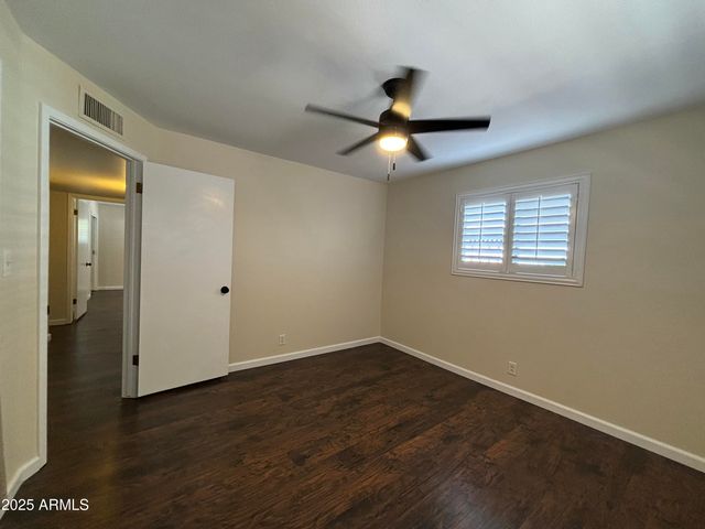 619 N 67TH Place, Mesa, AZ 85205