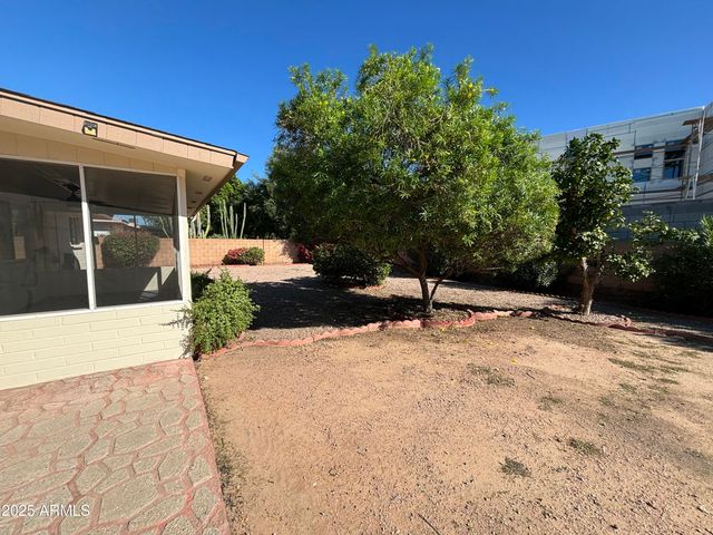 619 N 67TH Place, Mesa, AZ 85205