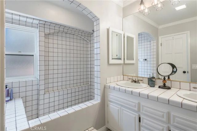 123 Syracuse Walk, Long Beach, CA 90803