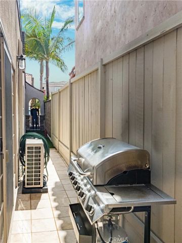 123 Syracuse Walk, Long Beach, CA 90803